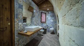 ROBERTO's Guest House - Image 2