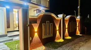 Golden Villa - Image 4