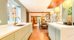 Salubrious Area, NEC,BELFRY, BIRMINGHAM, RESORTS WORLD, DRAYTON MANOR - Image 3