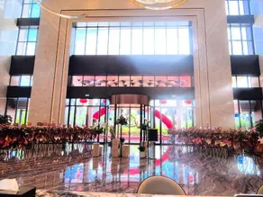 Jingmao Hotel (International Glasses City Danyang Railway Station) - Image 5