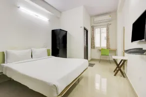 OYO 77966 F5 Hospitality - Image 4