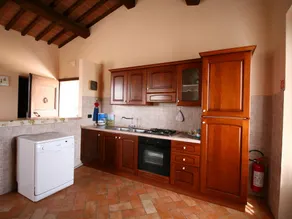 Farmhouse in the Crete Senesi, pool, beautiful surroundings, wifi - Image 3