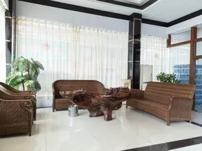 Xin Hu Hotel - Image 4