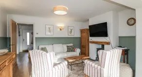 Parkfields Cottage - Image 5