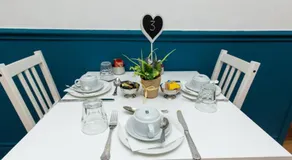 The Carlton - Image 4