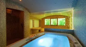 Zámecký Hotel Zlatý Orel - Image 3