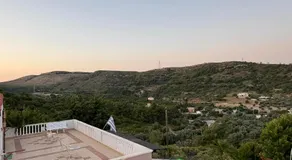 Casa Maria Tsampika-Spacious Home with 2 Bathrooms & Free Parking - Image 4