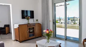 Romantic Corner Maisonette houses - Image 2