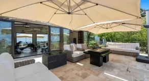 Grand Mediterranean Villa in La Jolla Hillside - Image 4