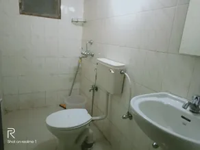 Ronne's Beachway 2BHK Apartment - Image 5
