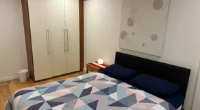 Cozy Room in Modern Apartment - Perfect Location - Image 5