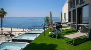Via Mare Luxury Rooms - Image 2
