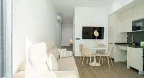 Valencia Central Flats-Elegante, junto al Roig Arena - Image 2