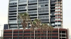 Accommodation Front - Tastefully Furnished 6 Sleeper with Ocean Views - Image 2