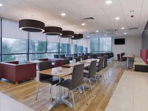 Travelodge Torquay - Image 2