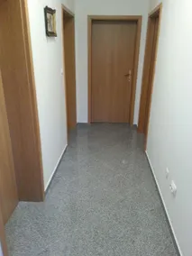 Apartamento con jardín y barbacoa | Vistas al jardín - Image 3