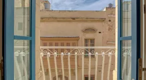 Luxury studio apartment close to Valletta FCAV1-1 - Image 4