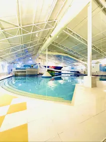 Ocean Breeze-Roulotte-Modern-Eigenes Badezimmer-Parkblick - Image 3