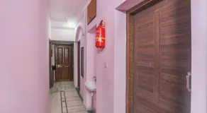 Hotel O Ma Kali Guest House - Image 5