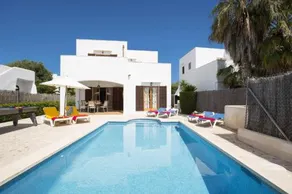 Villa Roig by Villa Plus - Image 1