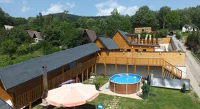 Chalets under Falcon Ridge - Image 3