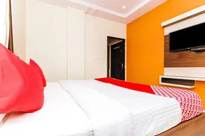 OYO 30328 Hotel Shyam Palace - Image 4