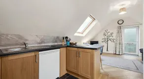 Beautiful Country Apartment, rated Exceptional - Image 4