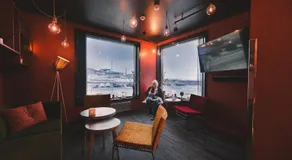 Svalbard Hotell | The Vault - Image 2