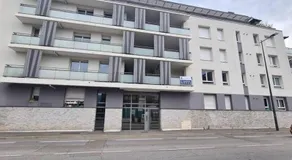 Bel appartement-garage privé-balcon-wifi fibre - Image 5