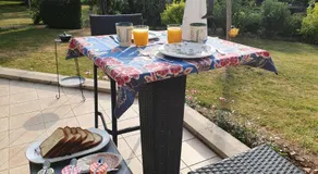 Le Presbytère Bed & Breakfast - Image 5