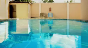 Regal Apartments - Image 2