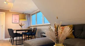 Newly renovated attic apartment - top amenities - Image 2