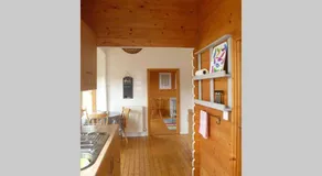 Spacious Garden Lodge at The Chestnuts, Norfolk - Image 4