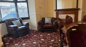 Amazing Entire Home in WOLVERHAMPTON - Image 3