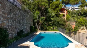Sol y Mar 8-Maison jumelée avec terrasse, piscine et parking communautaire, surplomb de mer - Image 4