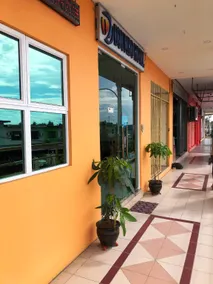 DJumbo Hotel - Image 2