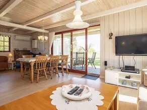 6 person holiday home in Thyholm - Image 2