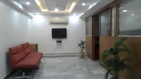 Pamposh Guest House GK II Market - Image 5