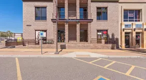 New 2 Bed 2 Bath On The Avenue - Image 4