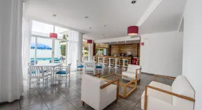 Apartamentos La Santa Maria - Image 3