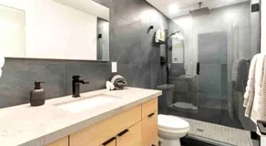 Luxury stay in Seattle - Image 2