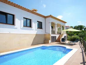 Luxurious Villa in Calonge with Private Pool - Image 4