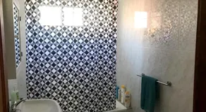 Welcoming apartment with mountain view - Image 2
