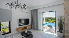 LUZ BLANCA Rooftop seaview villa - Image 2