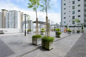 Straits Garden Suites by The Homestay Helper - Image 4