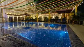 Vatika Premier Hotel - Image 3