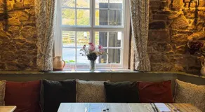 The Horseshoe Inn - Image 5