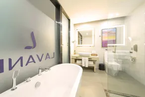 Lavande Hotels Qingxu Wenyuan Road - Image 4