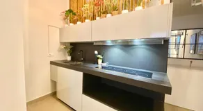 Bonito apartamento al lado del centro de Málaga con Parking gratis - Image 5