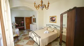 Rosemary Home - Image 2